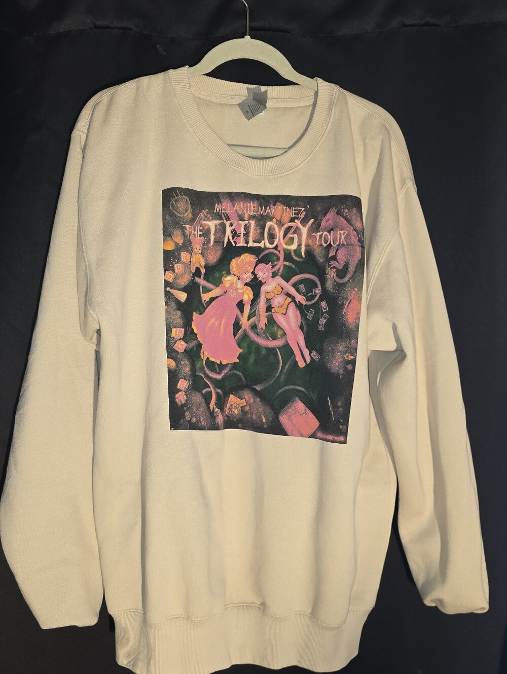 Melanie Martinez TrilogY Tour Sweatshirt XLARGE Cream Color RARE